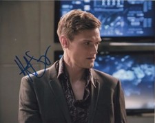 Hartley Sawyer The Flash Autographed Signed 8x10 Photo COA #2