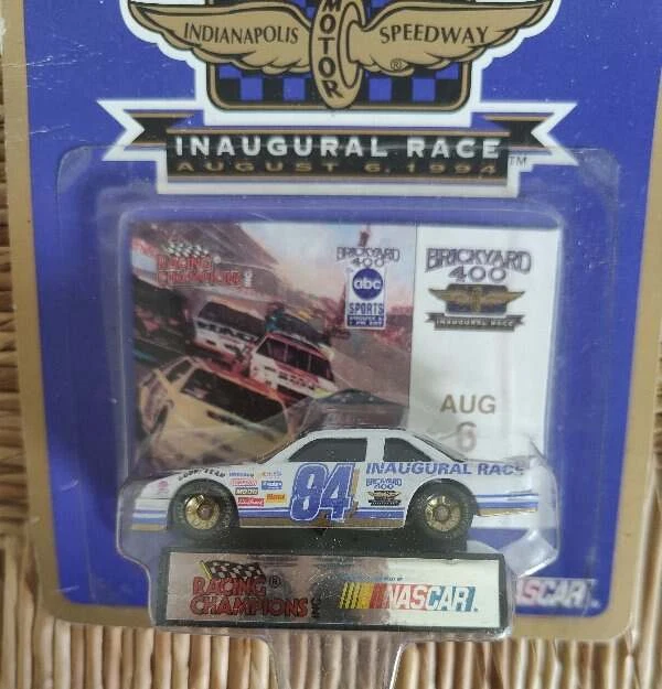 Figura Estatua Davey Allison Tom Clark Gnome 1994 Cairn Studio 13.5" $100.50 Con Foto 3 de 3