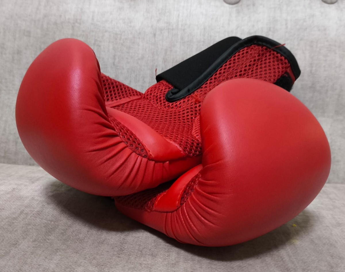 Boxing gloves Red Outshock Beginners, 100, Punch Training for Men