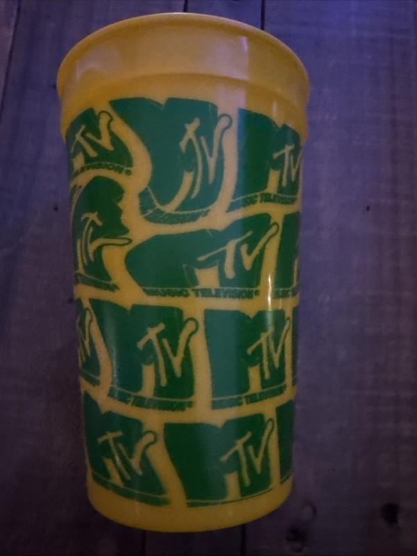 MTV Rare Vintage Plastic Tumbler Cup 1980s Music Television Yellow 1990s