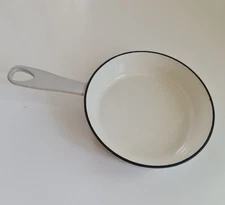 FIGMINT Skillet Sauce Pan 6 inch Mint Green Enamel Cast Iron Oven Safe Hand Wash