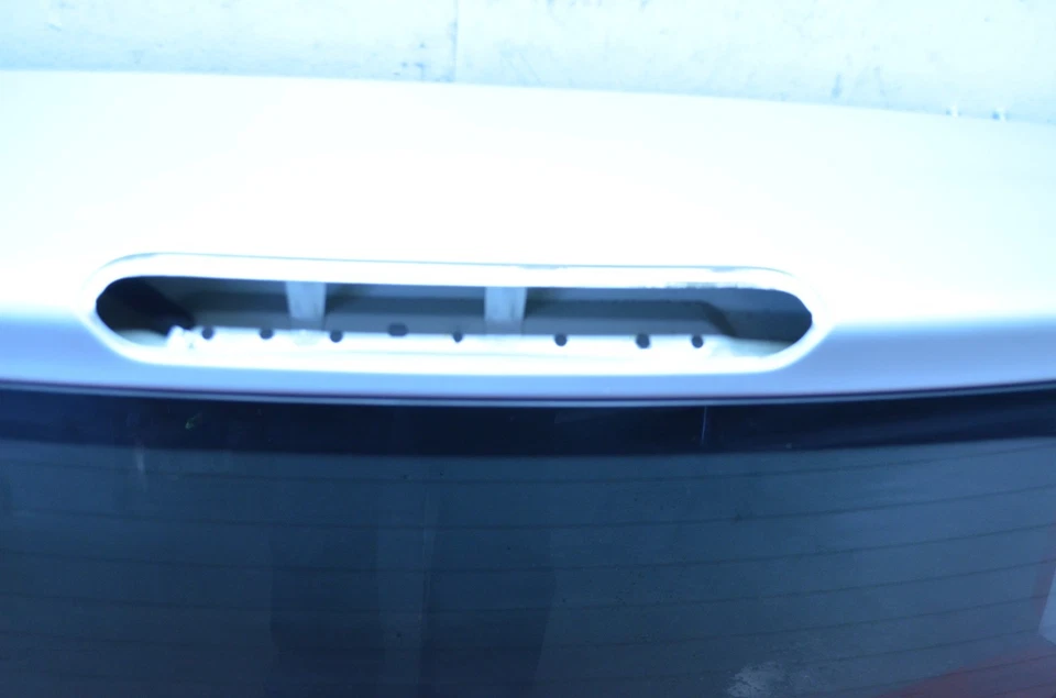 14-19 KIA SOUL TAMPA TRASEIRA PORTA-MALAS TAMPA TRASEIRA PRATA FABRICANTE DE EQUIPAMENTO ORIGINAL - Imagem 2 de 4