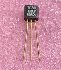 Motorola MC78L08CP 8V linear fixed regulator  100ma  TO-92