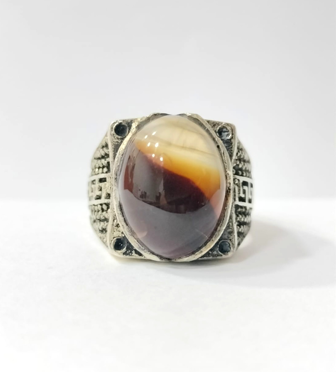 Sterling silver ring with captivating Yemeni agat… - image 1