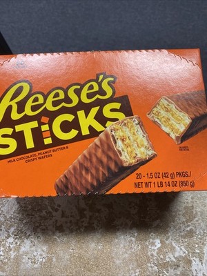 Reese s Sticks Milk Chocolate Peanut Butter & Crisp Wafers Bars 1.5oz (20 Count)