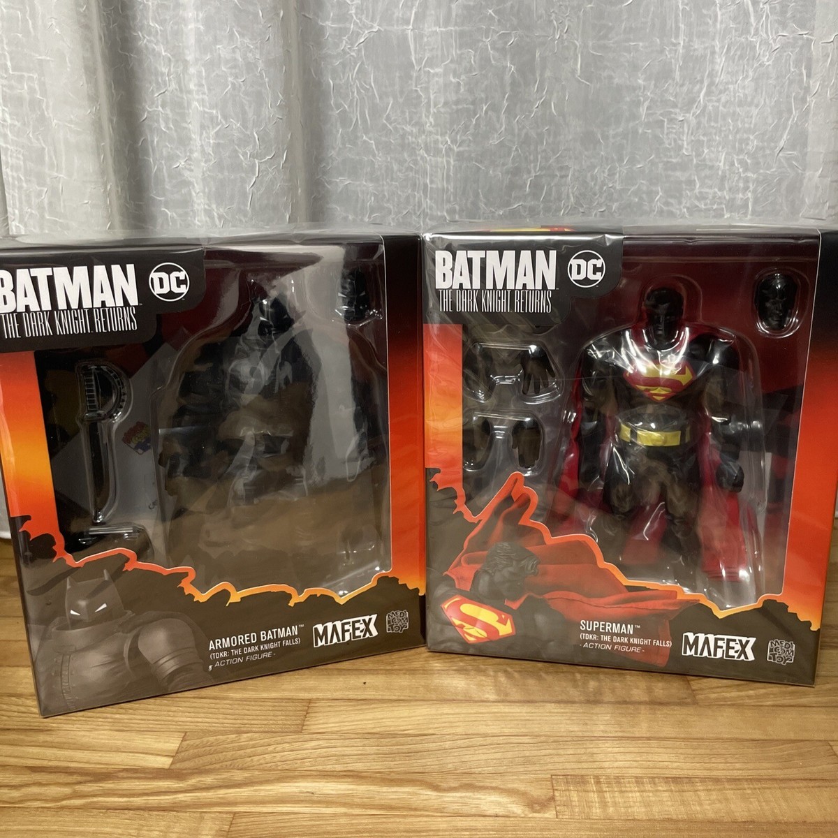 The Dark Knight Falls MAFEX FIGURE SET ARMORED BATMAN No.193