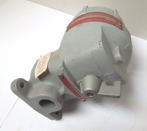 Crouse Hinds OAC 2471 Explosion Proof Selector Switch Control Station 827J2 - Picture 2 of 4