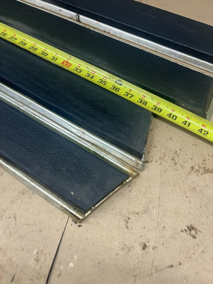 Dodge D100 D150 W100 1981 83 84 86 1993 Ram parte delantera de la cama y moldura de la puerta Foto 2 de 4