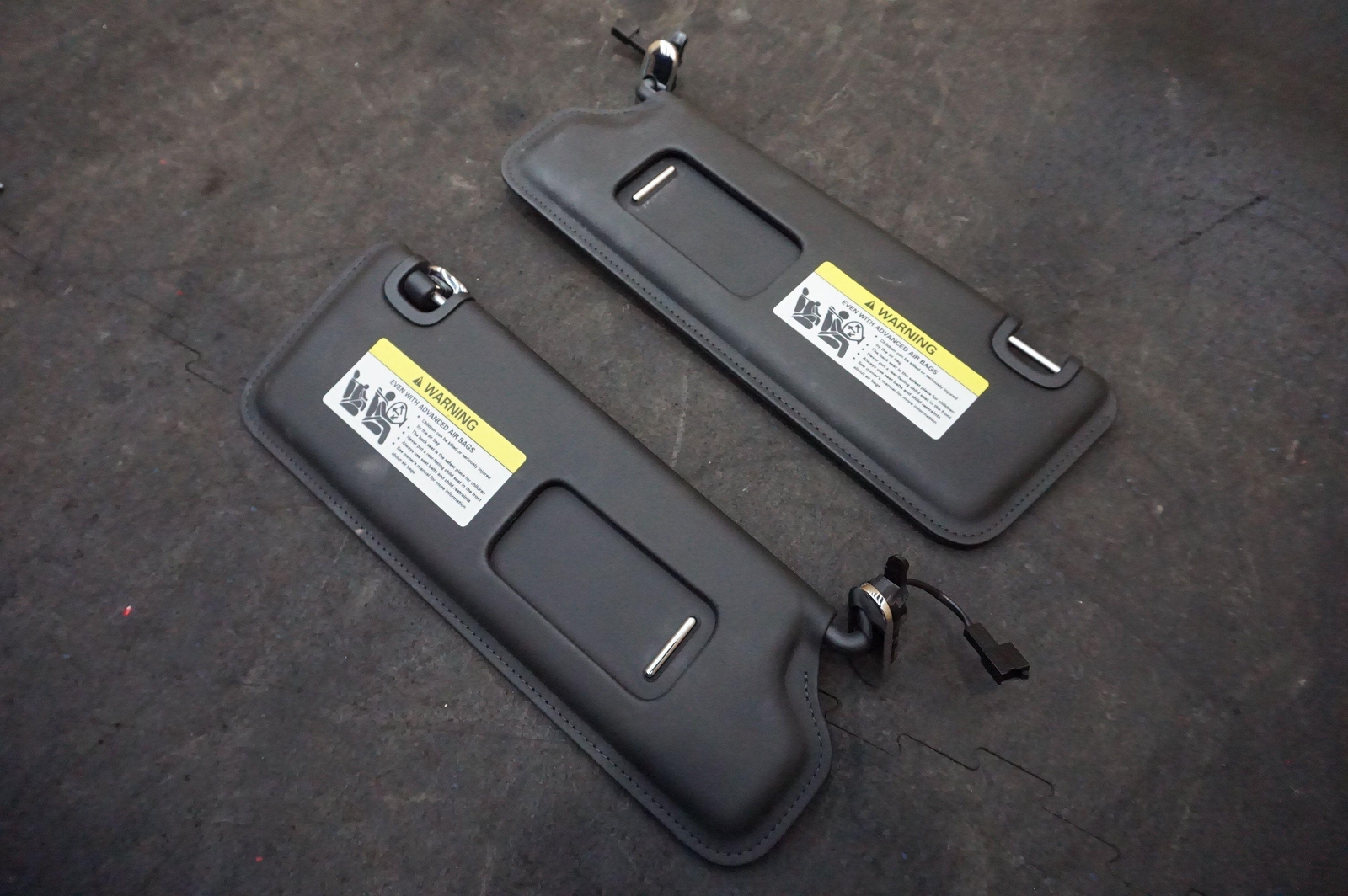 Set Left Right Front Windshield Sun Visor Black 3Z3857551 Bentley Mulsanne 10-20
