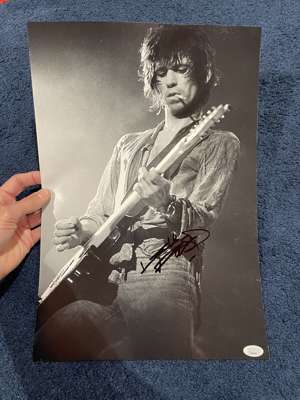 Keith Richards Autographed Signed 12 By 17 Photo JSA Rolling Stones Great Pose 