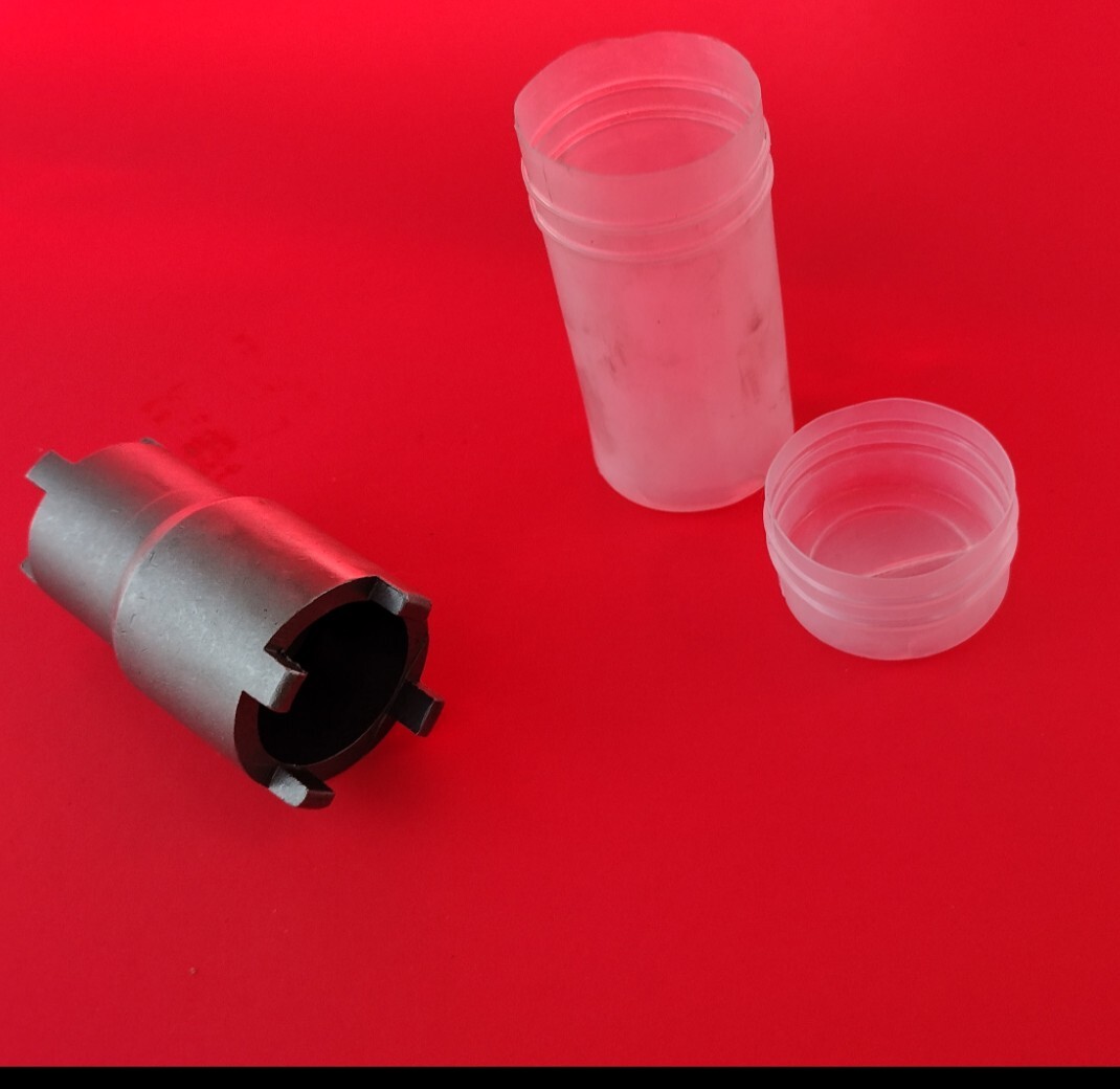 USA! Suzuki SV650 Engine frame mount nut tool socket wrench thrust