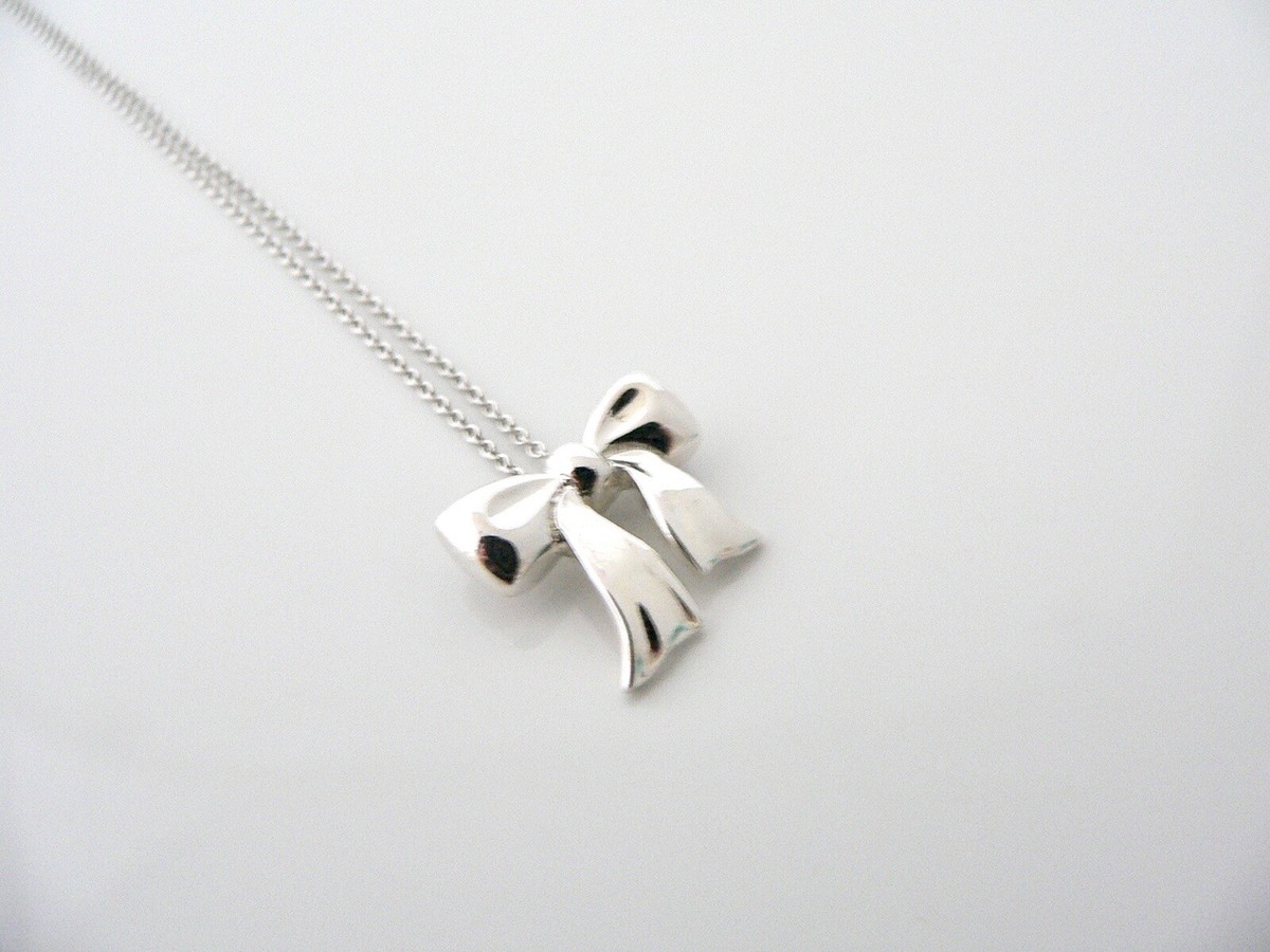 Tiffany & Co Ribbon Necklace Bow Pendant Charm Chain Love Gift Sterling Silver