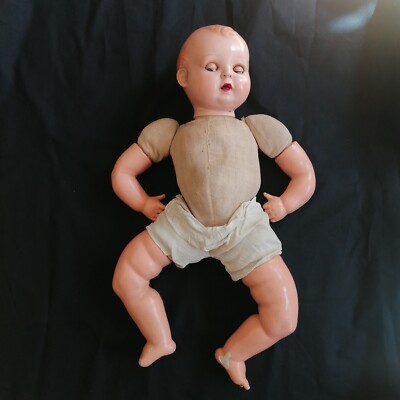 Vecchia Bambola MINERVA in celluloide e Minerva doll