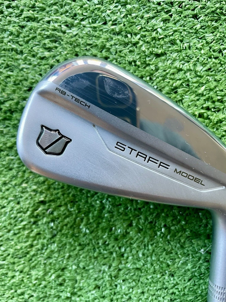 Wilson Staff Model Utility 3 Iron Regular Flex Graphite RH Mens Golf Club - Image 2 of 4