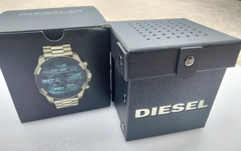 Men's Diesel On DW4D Wrist Watch Empty Display Storage Box