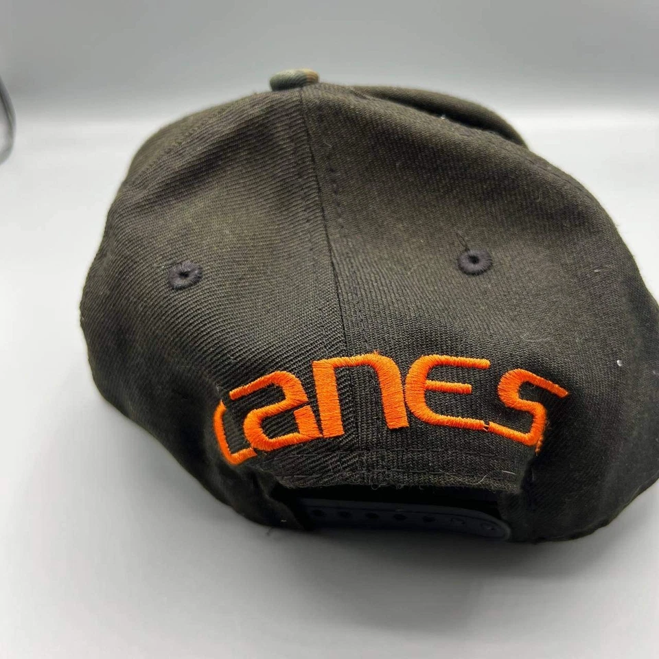 Gorra Miami Hurricanes Hombres Negra Camuflada Bordada 9Fifty New Era Gorra A Presión Trasera Foto 2 de 4