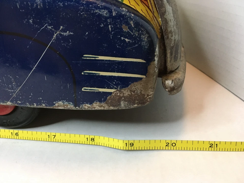 Wyandotte Blue Toytown Estate Car Woody Wagon Acero Prensado De Colección Necesita TLC Foto 2 de 4