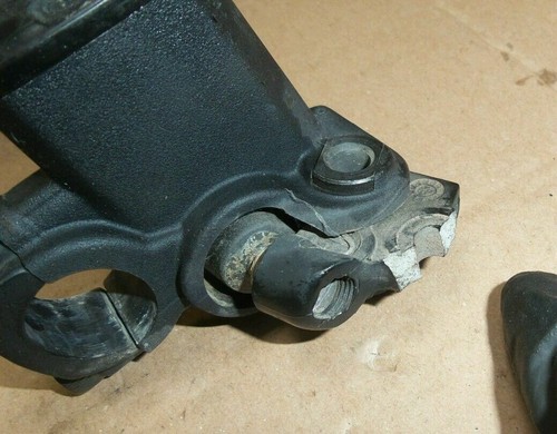DUCATI HYPERMOTARD 821 2014 FRONT BRAKE MASTER CYLINDER / BREAKING/ PARTS/ OE - Picture 4 of 5