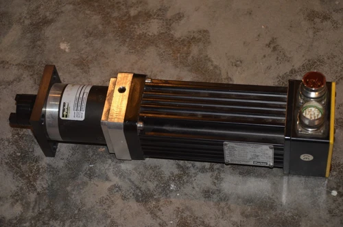 Used Good Working PARKER J0703FE-NPSN / J0703FENPSN Servo Motor