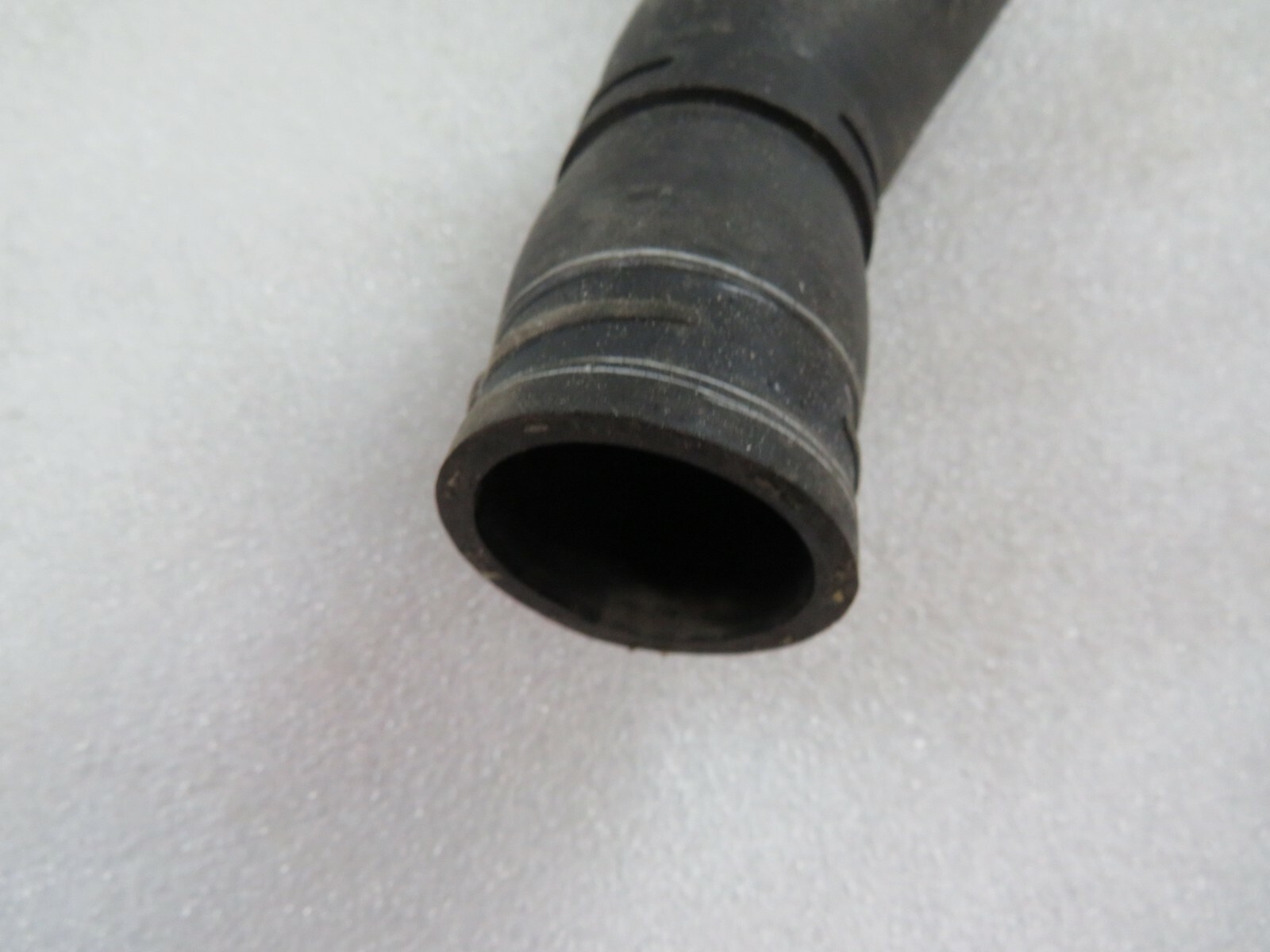 McLaren 570S, Water Hose, Used, P/N 13L0241CP