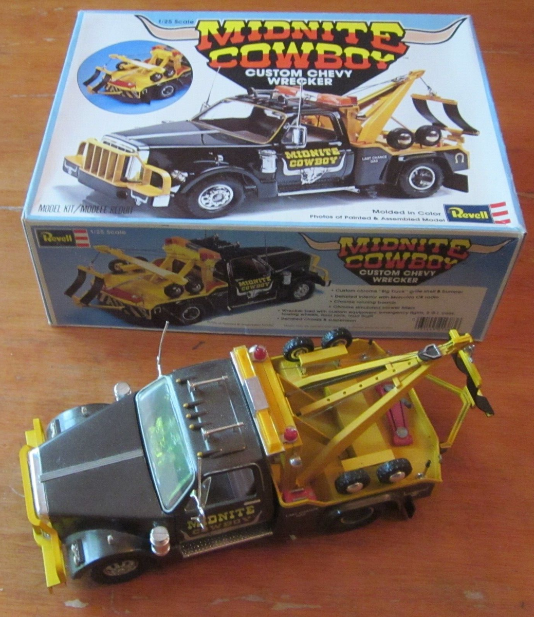 Revell H-1383 Midnite Cowboy Custom Chevy Wrecker Truck Built 70s