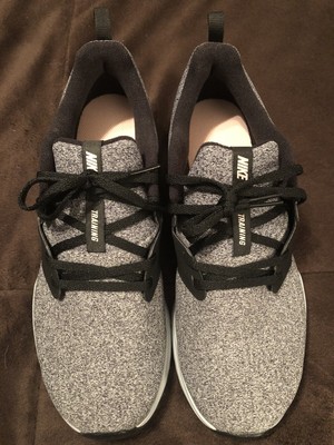 nike training flex trainers in grey with peach swoosh