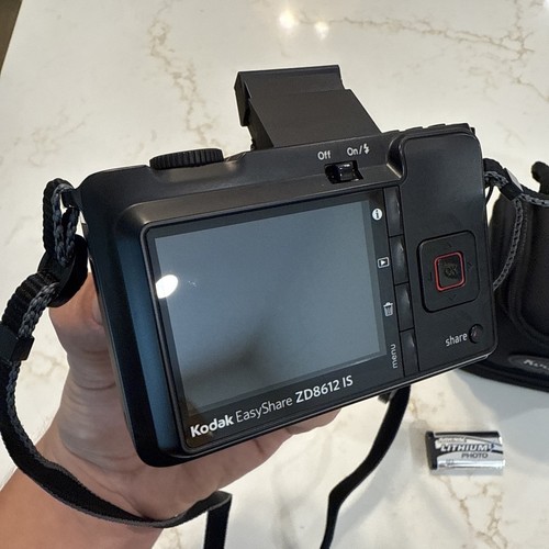 Kodak EasyShare Z8612 IS 8.1MP Digital Camera - Black Tested - Needs New Battery - Picture 11 of 21