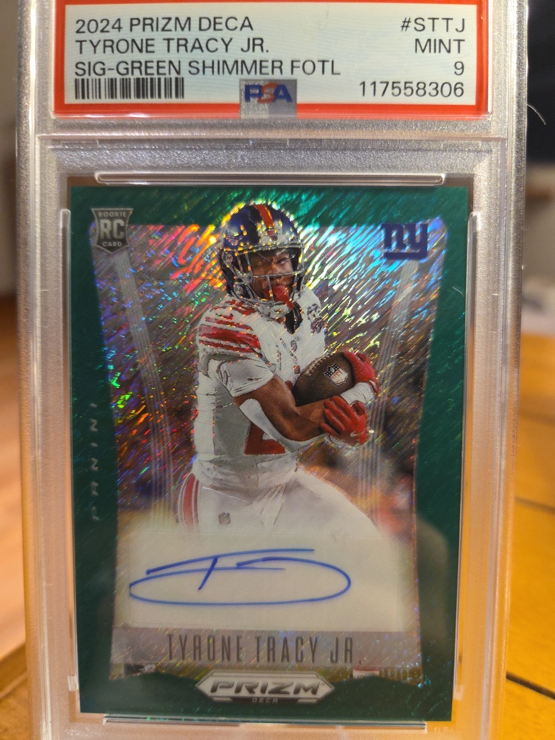 2024 Panini Prizm Deca Tyrone Tracy Jr  FOTL Green Shimmer Auto /25 RC - Giants