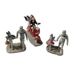 Lemax VAMPIRE Blood Run & Trick Or Treating With Mummy and Deady" Figurine Set