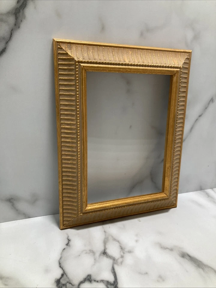 Gold gilt wood Frame- Fits 5 X 7” Cream & Gold Tone *Frame Only * - Image 3 of 4