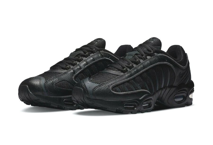 Nike air max sales tailwind iv black silver