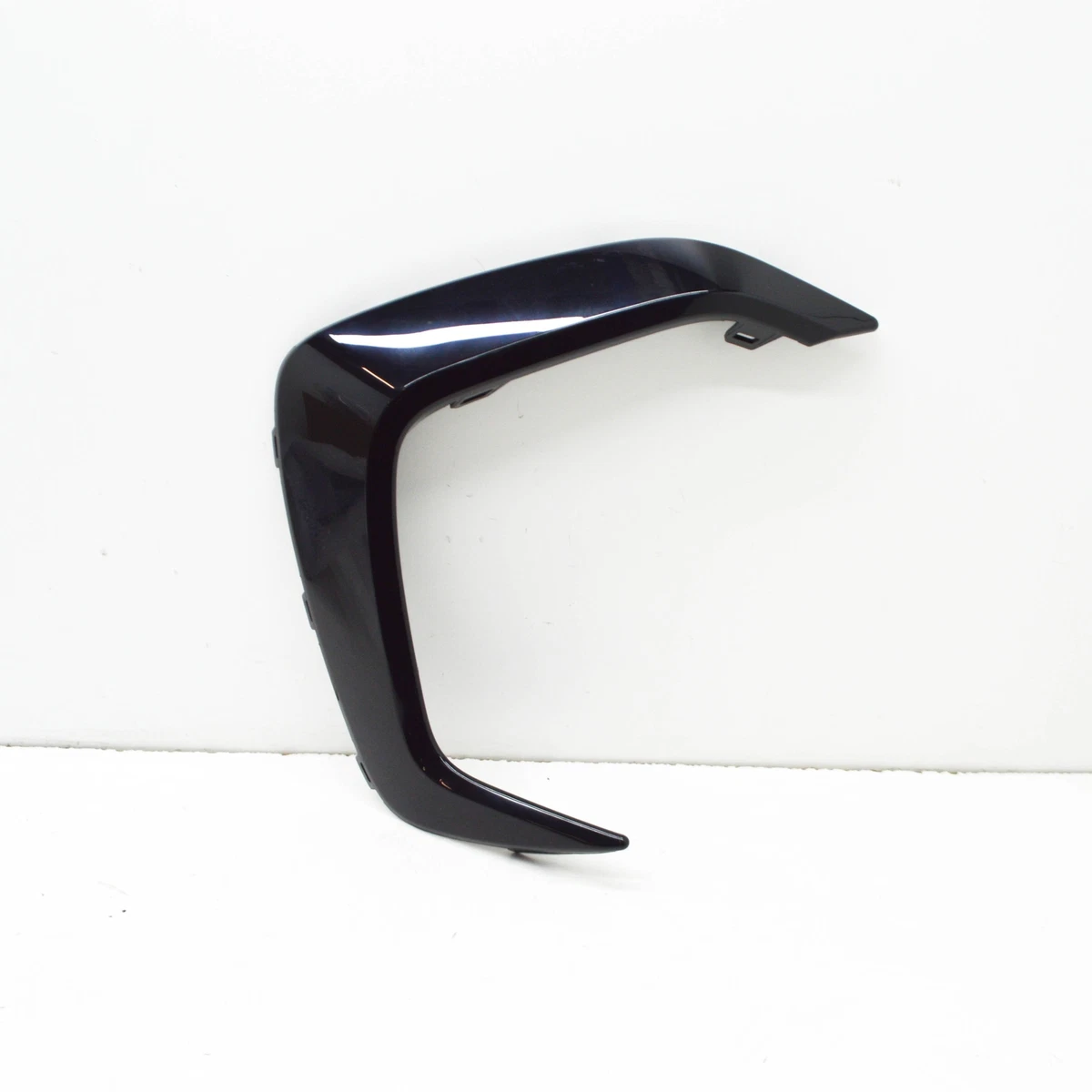 BMW 2 Active Tourer F45 Front Bumper Right Trim 51117474260 NEW