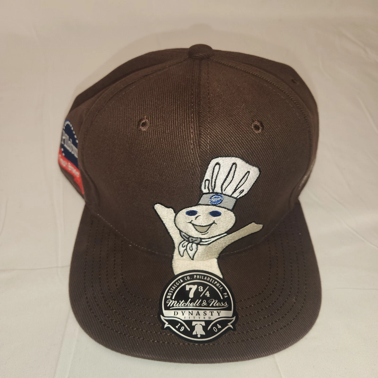 Chapeau Supreme Mitchell & Ness Flat Bill Pillsbury Doughboy Dynasty marron 7 3/4