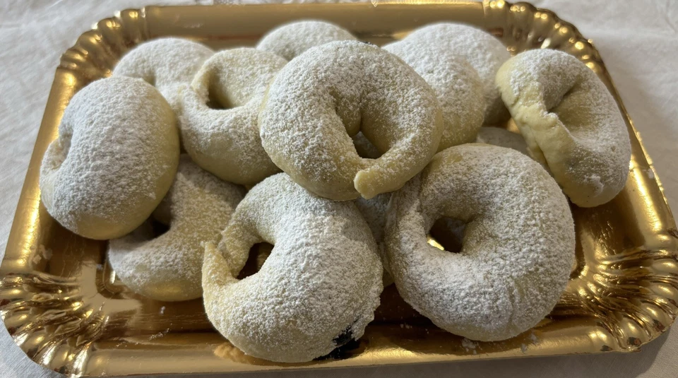 DOLCI ABRUZZESI, TARALLUCCI AL MOSTO COTTO, CELLI RIPIENI, ARTIGIANALI CASERECCI - Immagine 2 di 4