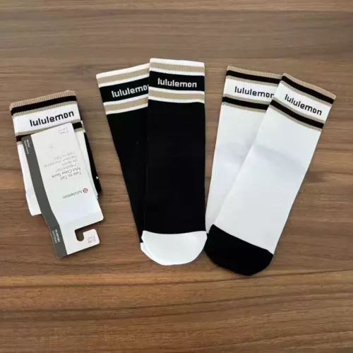 2 Pair Lululemon Athletic Socks TALE TO TELL MID CREW SOCK Size - Picture 5 of 19