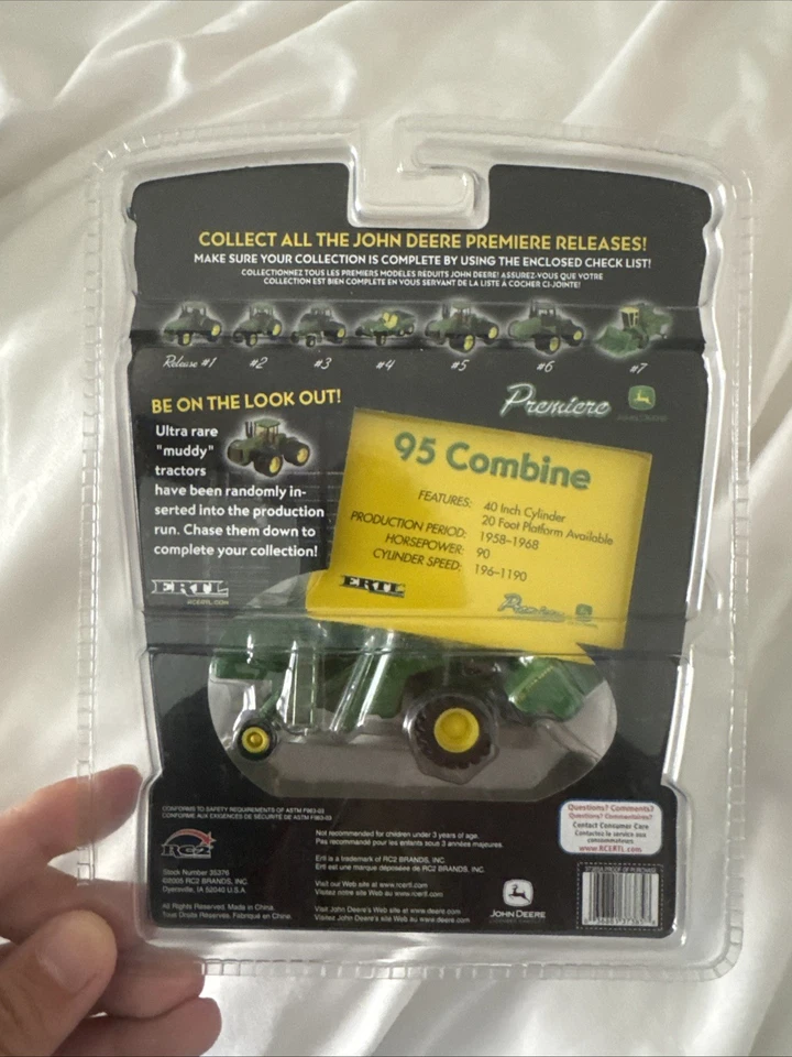 1/64 Ertl Farm Toy John Deere 95 Combine Premiere Series Release #7   - Image 2 of 2