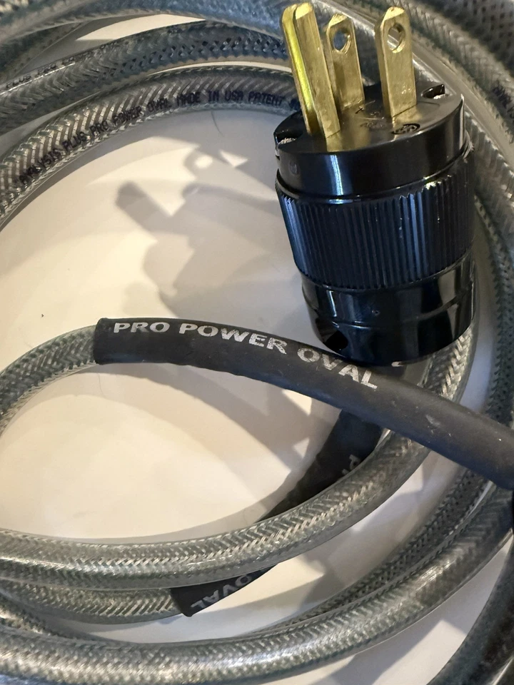 Analysis Plus Power Pro Oval Professional Power Cable 9ft - Image 2 of 4