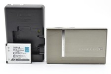 Appareil photo numérique compact Fujifilm Finepix Z100Fd testé au Japon 【Exc】...