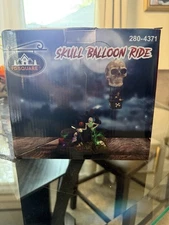 FG Square Pumpkin House Halloween Village Set