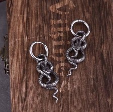 Orecchini Pendenti Serpente Con Cristalli Trasparenti E Argento – Look Vamp Per Serate Uniche - 3