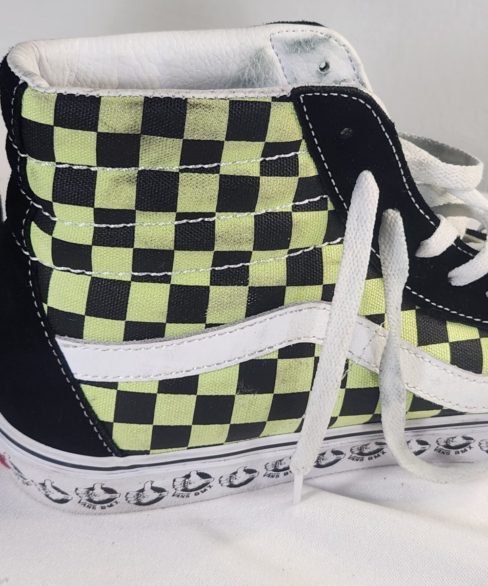 靴 VANS  World's#1 Skate board Shoe Vans Off The Wall World's #1 Skateboard Shoes Mid High Tops