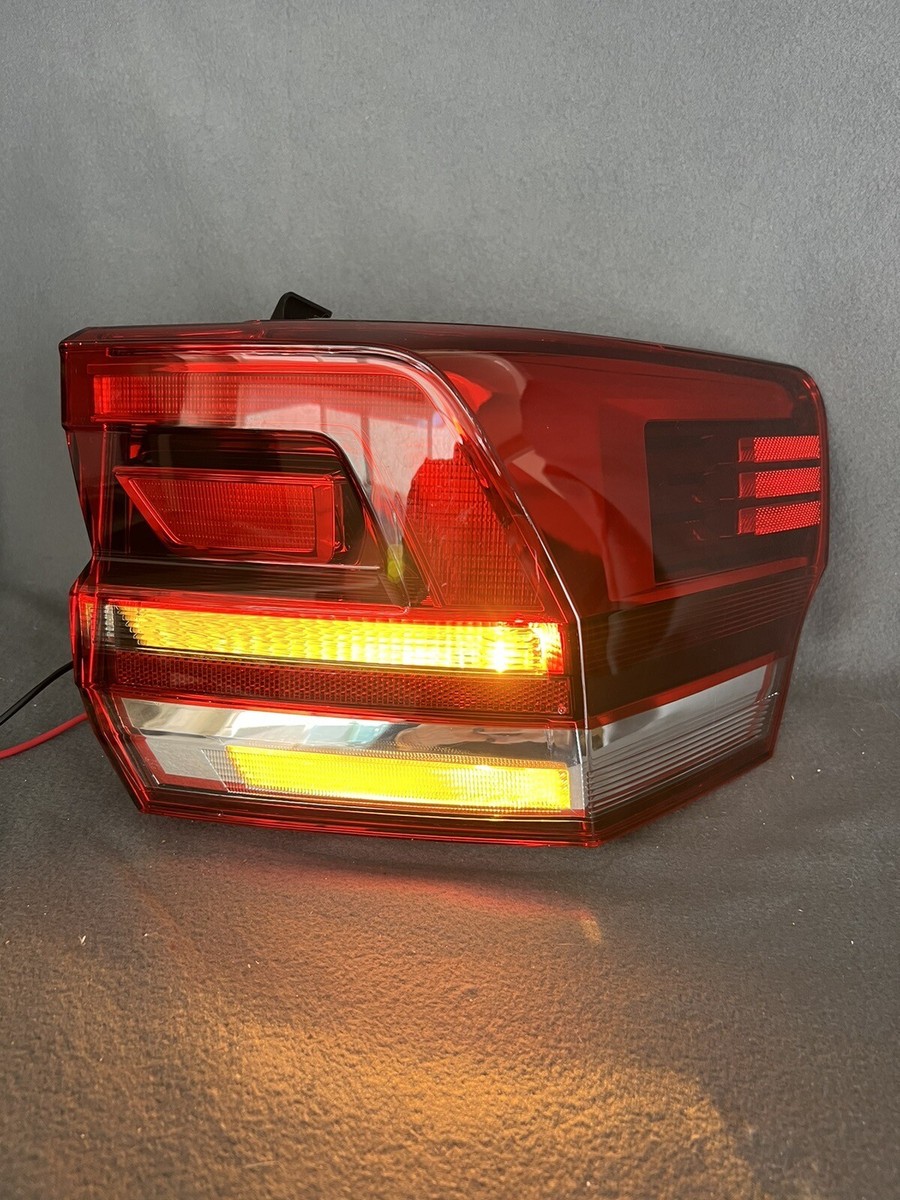 2018-2020 VOLKSWAGEN ATLAS RIGHT PASSENGER SIDE TAIL LIGHT OEM 