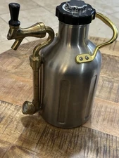 GrowlerWerks UKeg 64oz Pressurized Stainless Steel/Brass Beverage Beer Growler