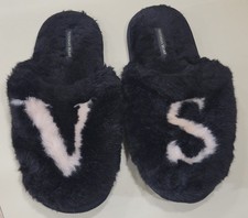 Victoria's Secret VS Soft Plush Closed Toe Faux Fur Slippers Black M