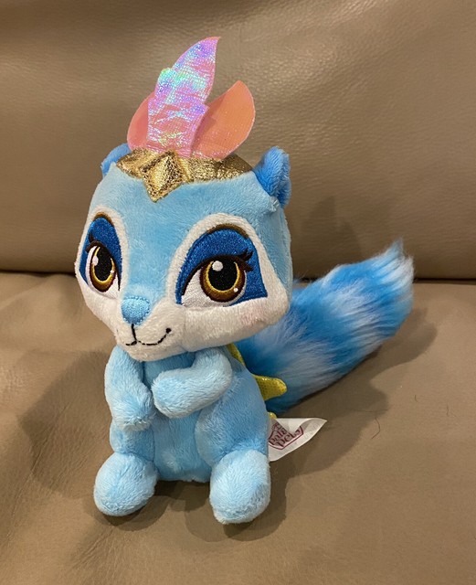 Disney Princess Palace Pets Pocahontas� Blue Raccoon