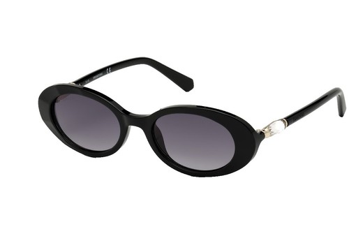 Zac Posen Winona Black Cat-Eye Sunglasses Winona Ryder for Jimmy Choo Autumn/Winter 2024 Eyewear  main image 3