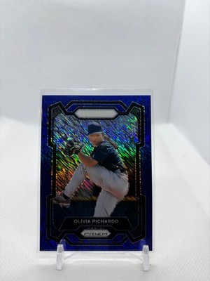 2024 Panini Prizm Olivia Pichardo /15 Blue Shimmer FOTL #196