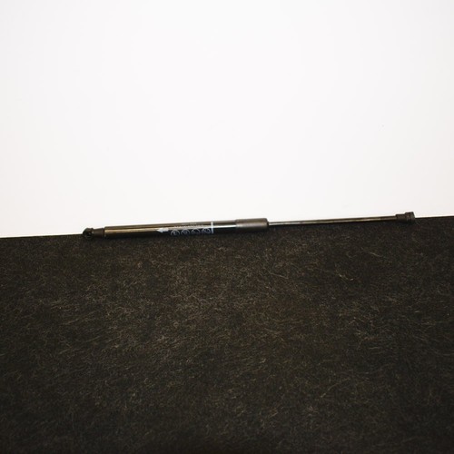 Toyota Prius XW50 Heckklappe Heckheberstrebe 68950-0W860 2016