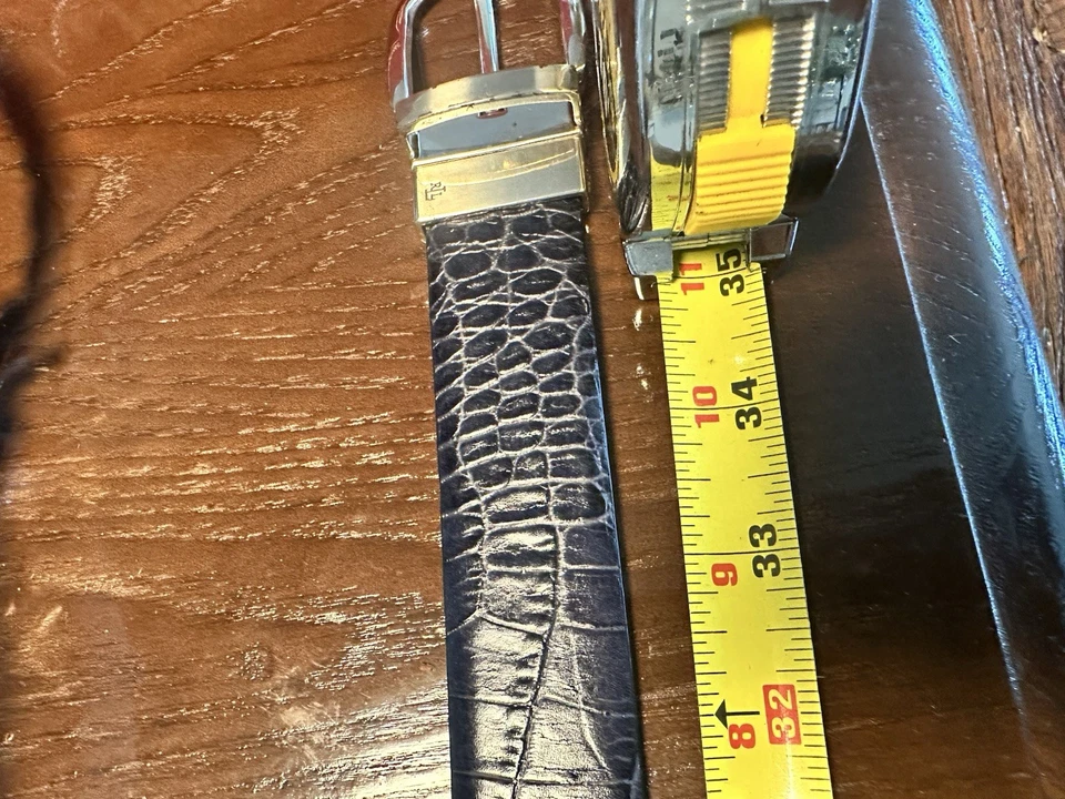 Ralph Lauren 女士皮革腰带银色 RLL 扣 35 英寸 — 第 4/4 张图片