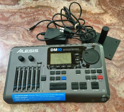 Alesis DM10 High Definition Drum Sound Module w/AC adapter & Mounting Plate MINT